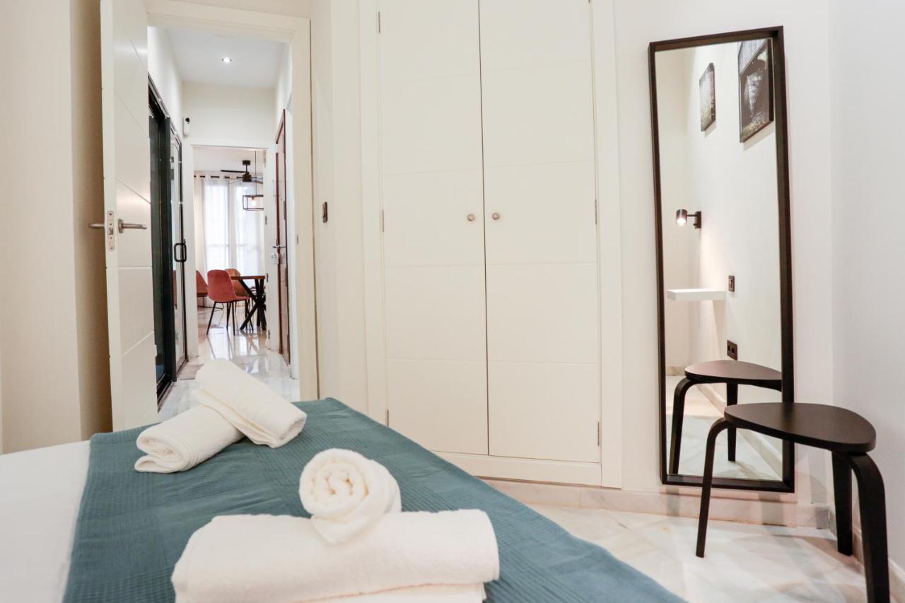 Monkeys Apartments Cervantes Σεβίλλη Εξωτερικό φωτογραφία
